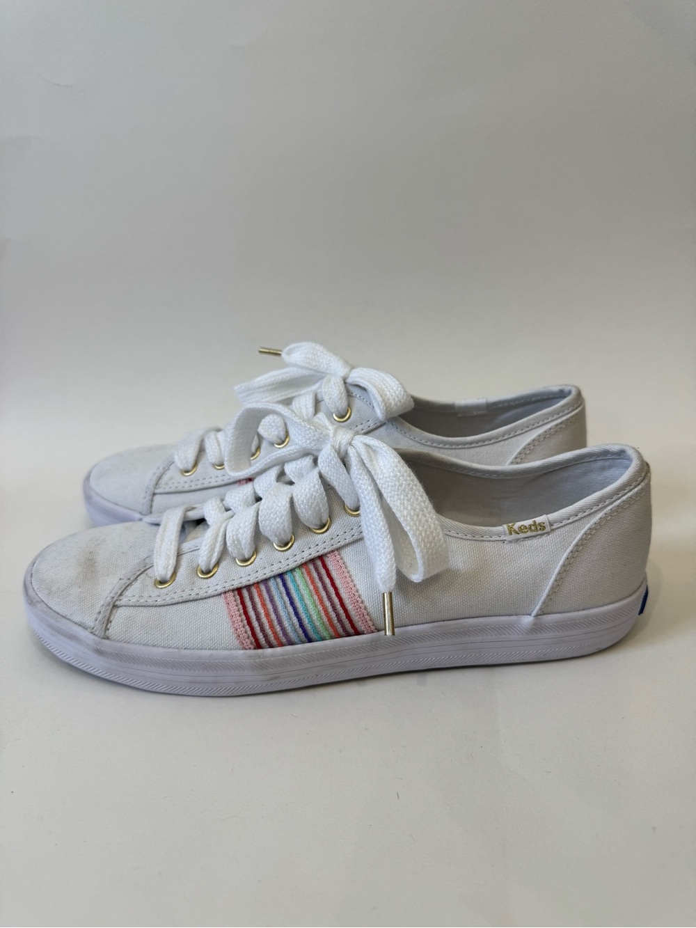 Keds Dream Foam White Canvas Rainbow Stripe Sneakers Women’s Size 8.5